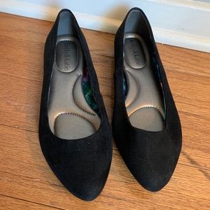 Classic black flats
